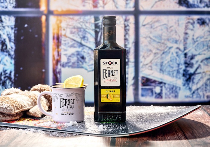 Fernet podporuje horký Bavorák přes sítě i v místě prodeje