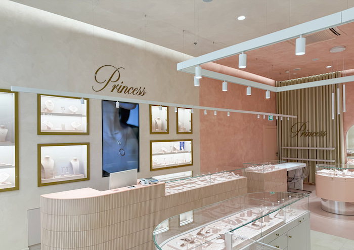 Princess Jewellery rozvíjí síť prodejen i svůj e-shop