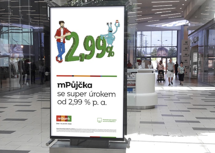 mBank v nové kampani půjčuje mimozemšťanovi