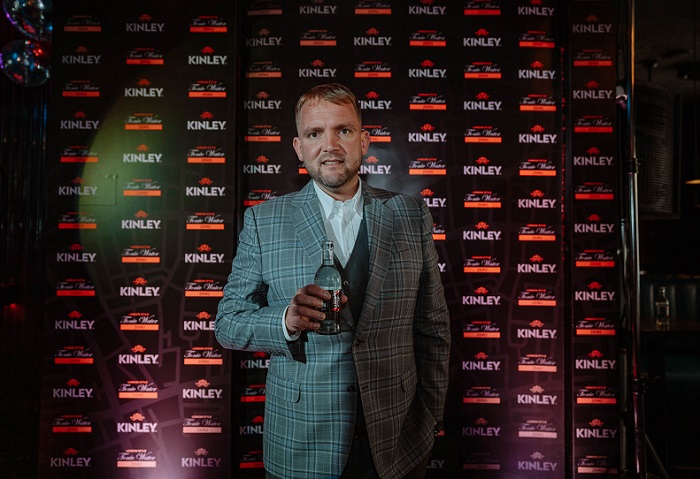 Moderátor Libor Bouček je ambasadorem nového Kinley Tonic Zero, zdroj: Coca-Cola ČR/SR