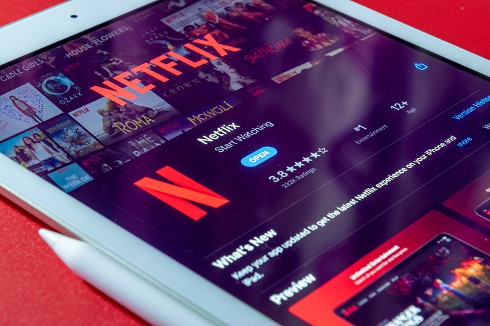 Netflix zvyšuje prodej reklamy a zavádí novou metriku