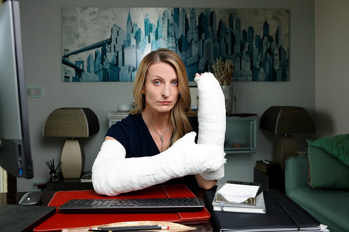 Novou nedělní jedničkou se stala komedie Ruce v záruce