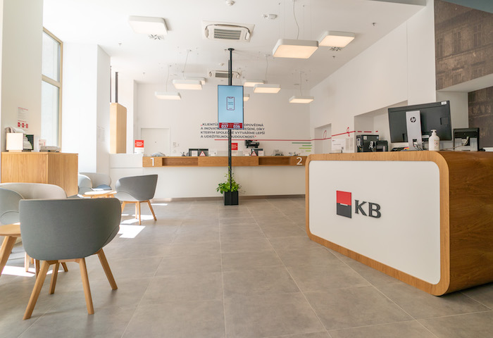 Komerční banka otevřela v centru Prahy pobočku budoucnosti
