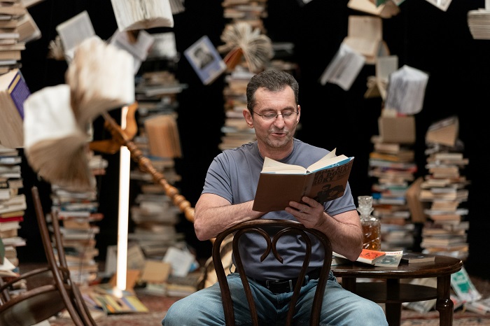 ČT art zařadí cyklus Česká detektivka nebo dokument o Kunderovi