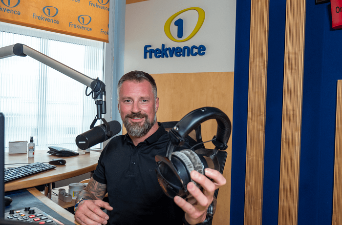 Moderátor Petr Vágner se vrací do rádia Frekvence 1