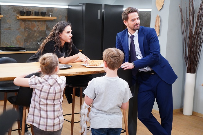 Čtvrteční televizní večer patří dál seriálu ZOO