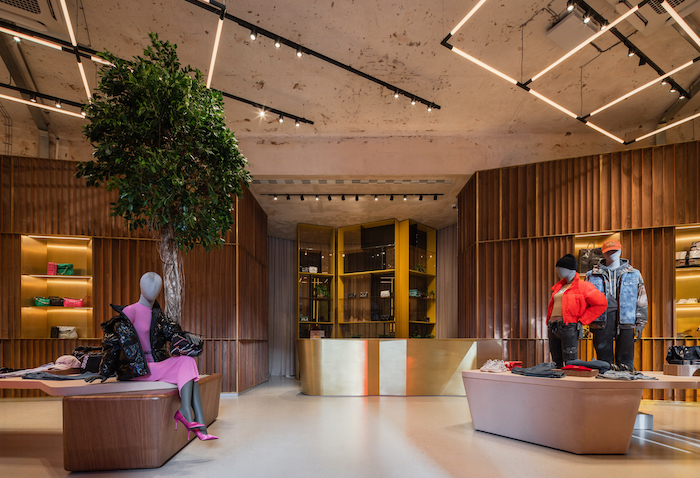 Vermont otevírá vlajkový obchod u Prašné brány