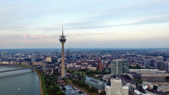 Televizní věž v německém Düsseldorfu. Zdroj: Pixabay