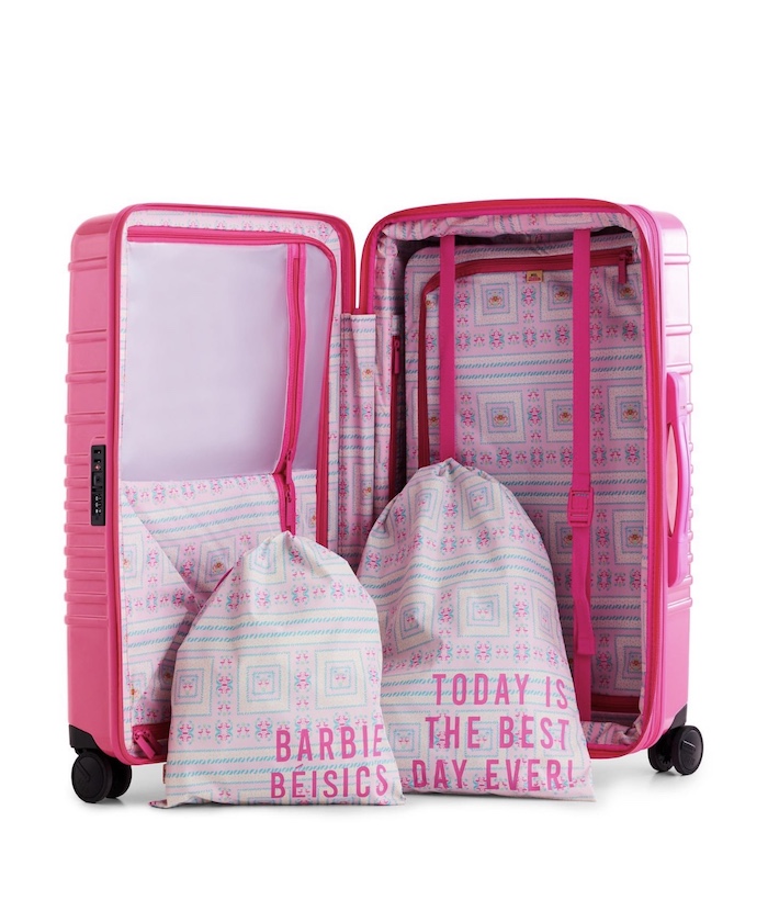 Značka Beis Travel vytvořila sadu růžových kufrů, zdroj: Twitter.