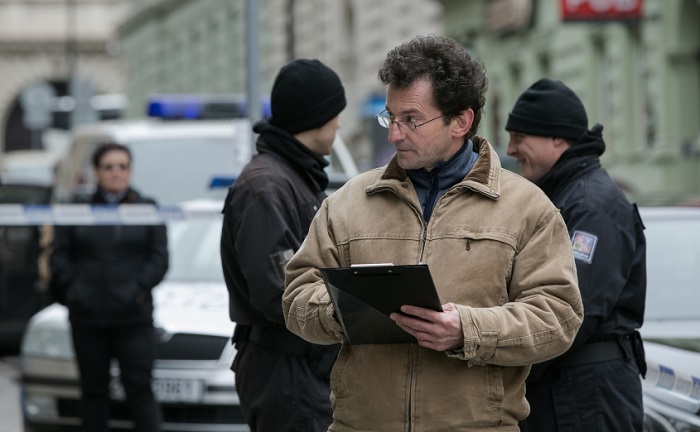 Pondělní večer pro seriály Případy 1. oddělení a Specialisté