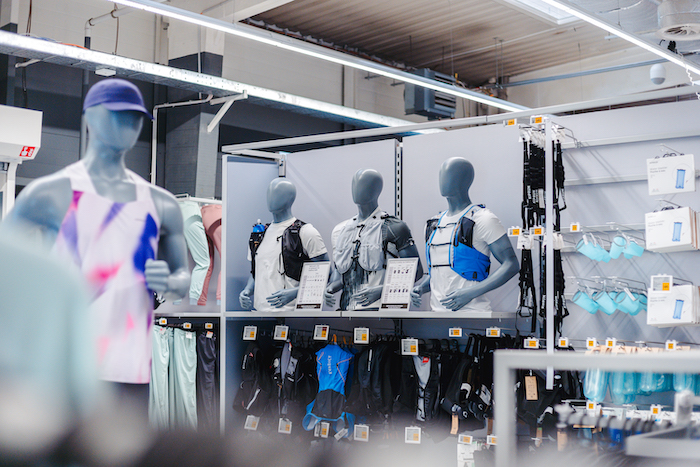 Decathlon otevírá na Chodově tři specializované proshopy