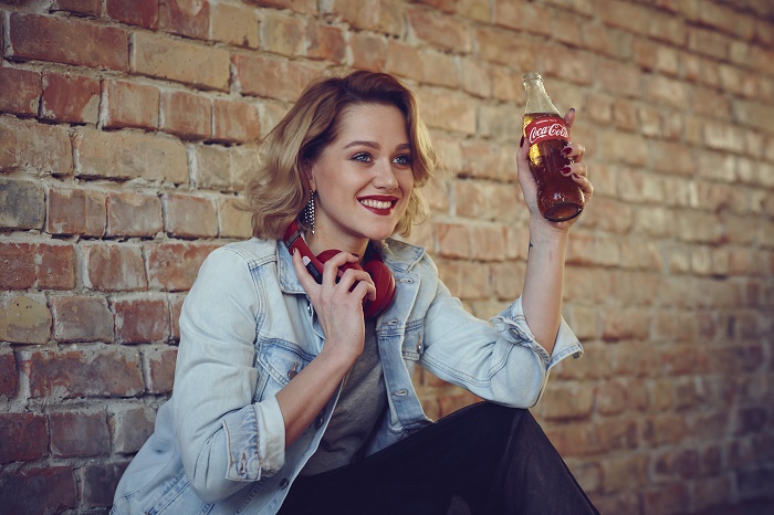 Emma Drobná je tváří nové kampaně značky Coca-Cola, foto: Coca-Cola.