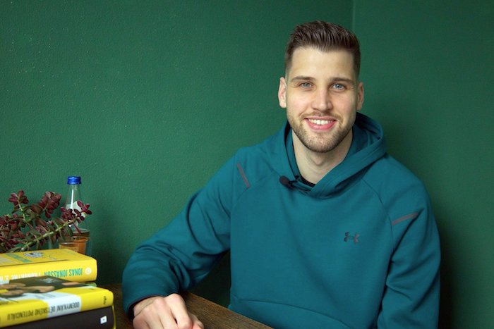 Knihobot startuje nový pořad Bookself