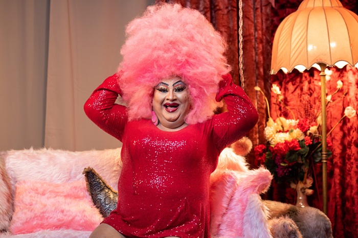 ČT odmítá nenávist vůči Chi Chi na gauči, za pořadem stojí