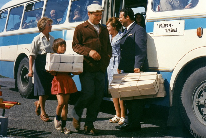 Oba díly seriálu Chalupáři byly pořady pátečního večera