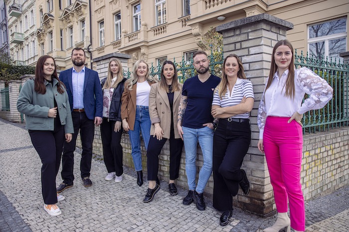 Topic PR převzal zakladatel Pluhař, agentura rozšíří vedení