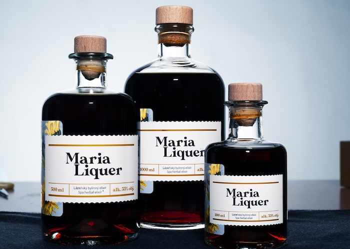 Na trh vstupuje značka bylinného likéru Maria Liquer