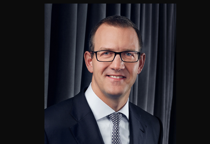 Challenges: KÅetÃnský chce ve Francii týdenÃk proti fake