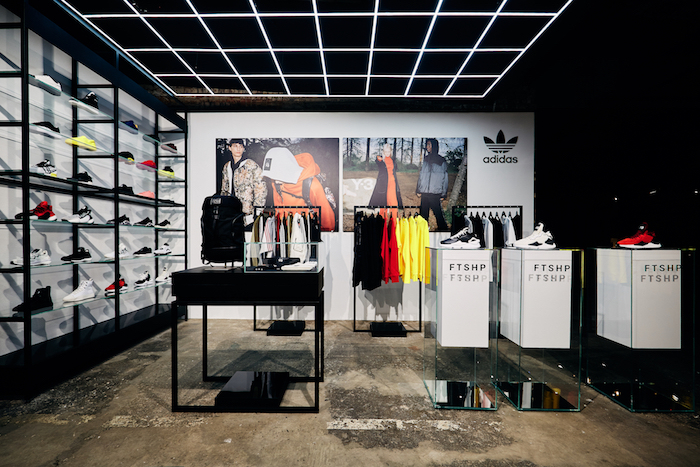 Footshop zavírá svou prodejnu v pražském Vnitroblocku