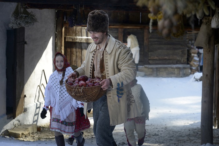 Sobotním večerním pořadem byla pohádka, u mladších thriller