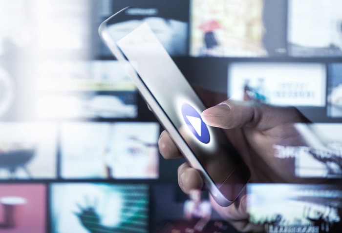 Podíl Čechů sledujících SVOD příští rok stoupne na 42 %