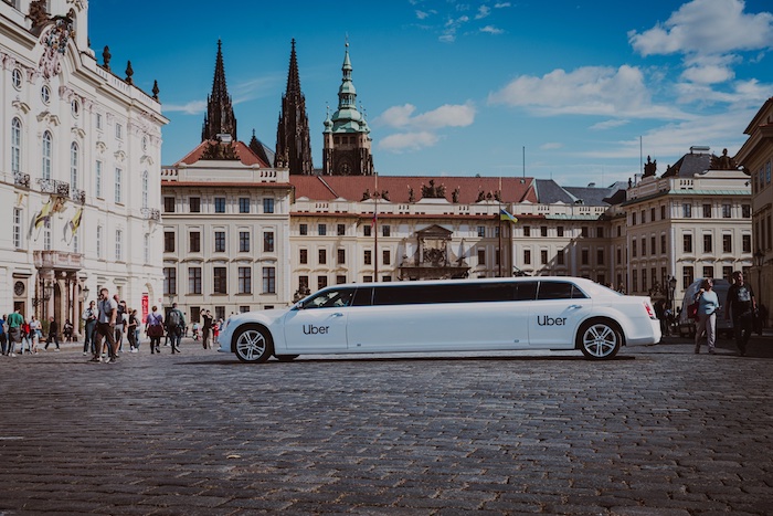 K oslavám 10 let na trhu připravil Uber bezplatné projížďky limuzínou, zdroj: Uber.