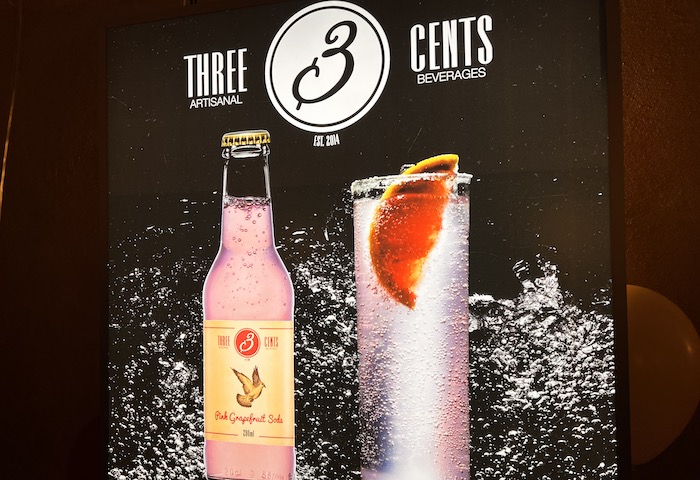 Coca-Cola dává na trh prémiové limonády Three Cents