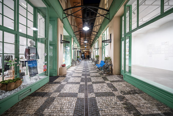 Hrzánská pasáž má po rekonstrukci nové nájemce