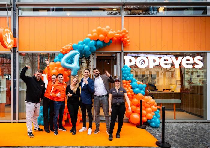 Popeyes otevírá čtvrtou restauraci, plánuje Drive Thru