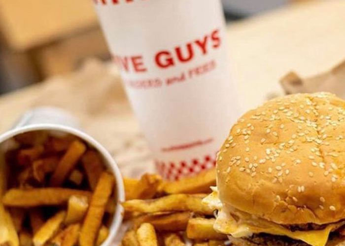 Five Guys otevře do jara, Dean&david během několika dnů