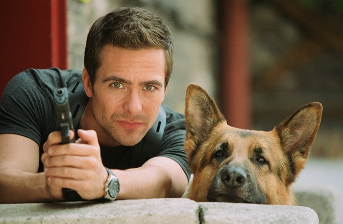 Prima Krimi odvysílá seriál Komisař Rex od první řady