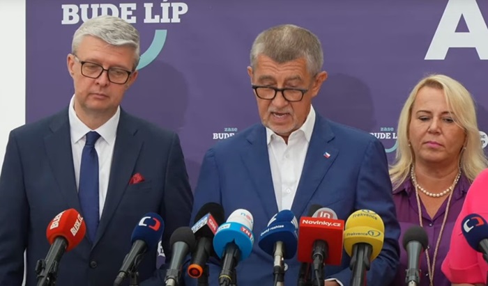 Babiš: ANO půjde do voleb s cílem zrušit poplatky pro ČT a ČRo