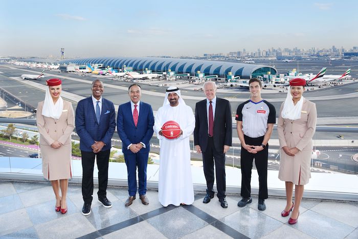 Emirates se stává globálním leteckým partnerem NBA