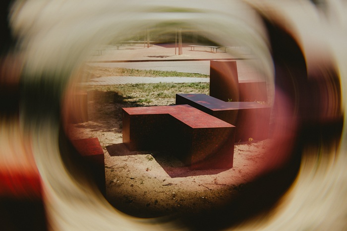 Imminent a Sazka představily mobiliář vyrobený z losů