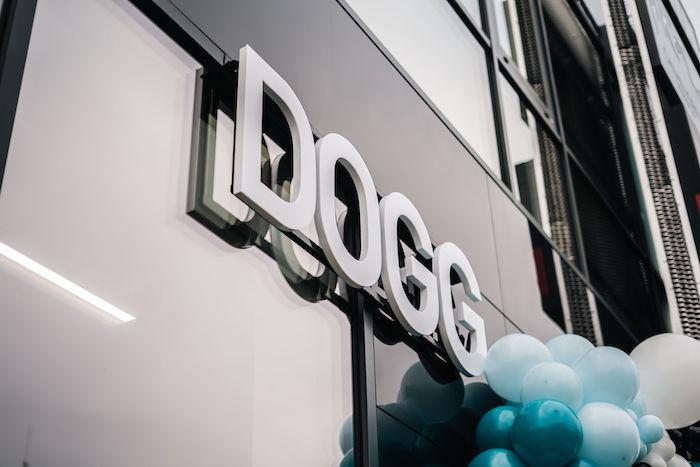 Dogg otevírá druhou pobočku v Říčanech, plánuje další