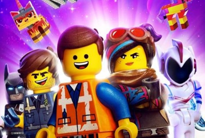 Warner TV přidává na středy Lego příběhy a na neděle komedie