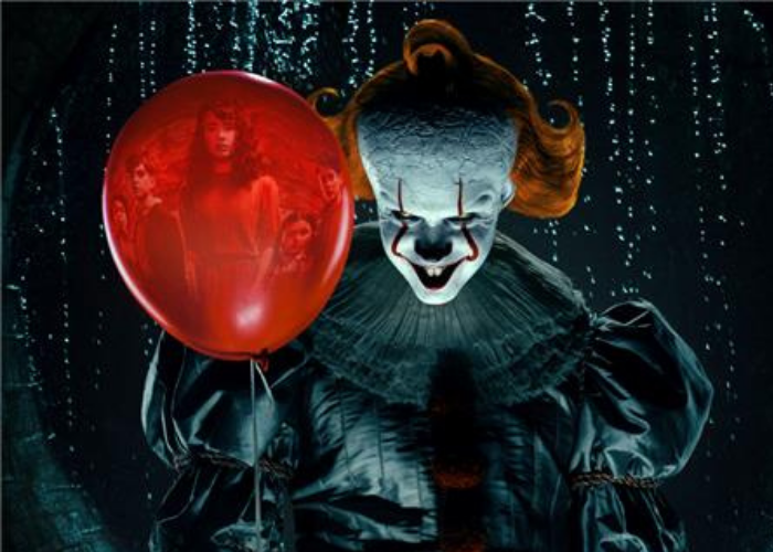 Postava klauna ze seriálu TO: Vítejte v Derry. Foto: WarnerBros.