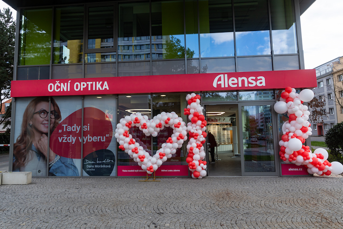 Alensa otevřela v Praze největší oční optiku ve střední Evropě