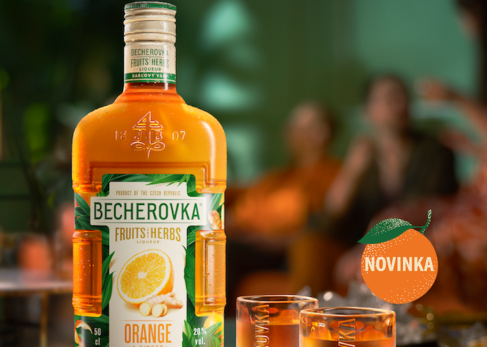 Becherovka uvádí kampaní novinku Orange & Ginger