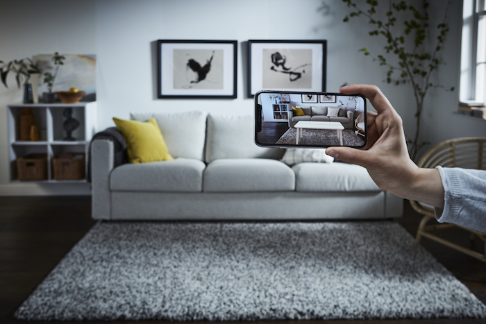 Ikea nabídne plánování interiérů v AR, dál bude zlevňovat