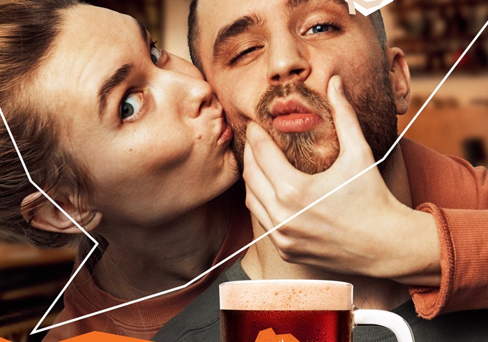 Kofola se v letošní kampani zaměřuje na dotyky