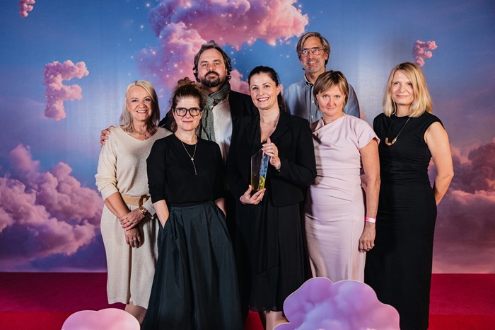 Seriál Náhradníci získal Zlatého ledňáčka na festivalu Finále Plzeň