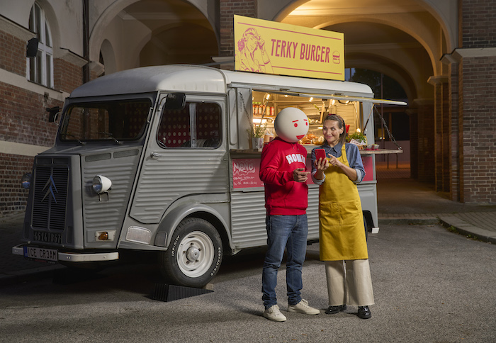 Home Credit mění koncept, představí postavu Homieho