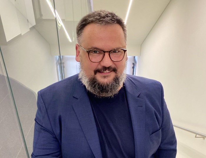 Do agentury Remmark nastupuje Štefan Novosad