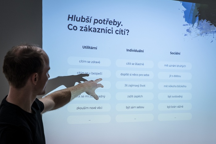 Co radí marketingová věda malým značkám a proč se toho držet?