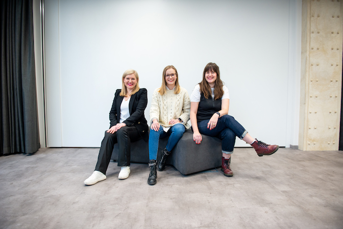 Zakladatelky platformy #HolkyzByznysu (zleva): Lucie Audi, Aneta Martinek a Pavlína Louženská, foto: Nicola Zorkler