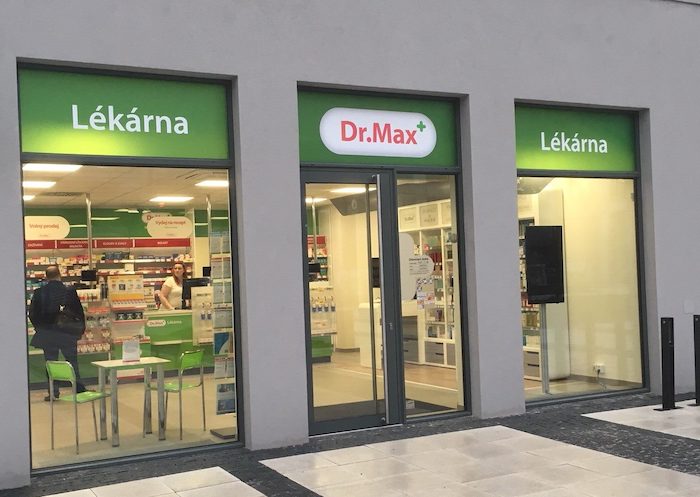 Obchodníkem roku je opět Dr.Max, u veřejnosti boduje Lidl