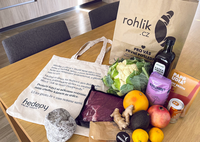 Rohlík doručí s nákupy i kámen, upozorní na „psychickou tíhu"