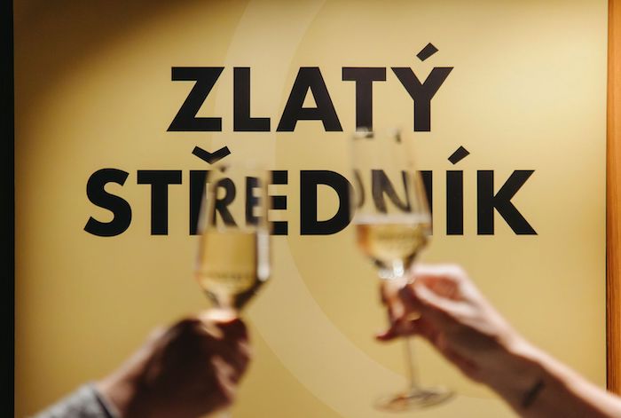 Zlatý středník zveřejnil shortlist se 171 finalisty