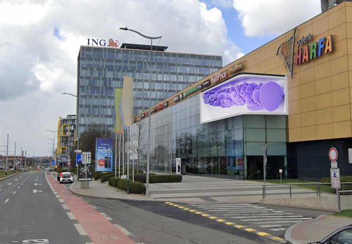 Nová 3D OOH reklamní plocha bude umístěna nad vchodem Galerie Harfa z ulice Českomoravská, zdroj: Galerie Harfa.
